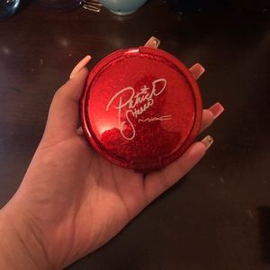 Patrick Starrr x Mac Cosmetics Highlighter